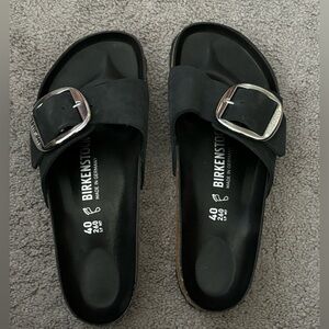 Almost Brand New Genuine Big Buckle Birks